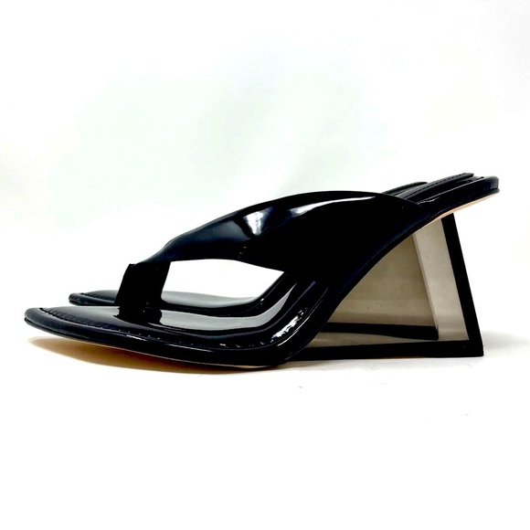 GOOD AMERICAN CINDER F*UCKING RELLA CLEAR WEDGE SANDAL BLACK PATENT LEATHER NWOB - Picture 2 of 15